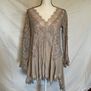 Blue B top. Size small. New with tag